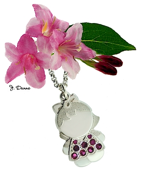 A birthday pendant for mothers- little girl design.